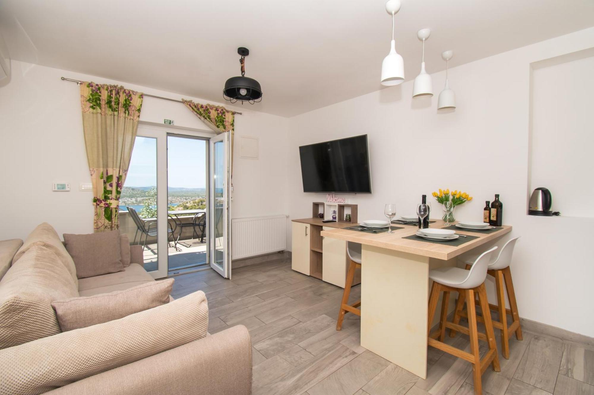 Apartments Galic ชิเบนิก ภายนอก รูปภาพ