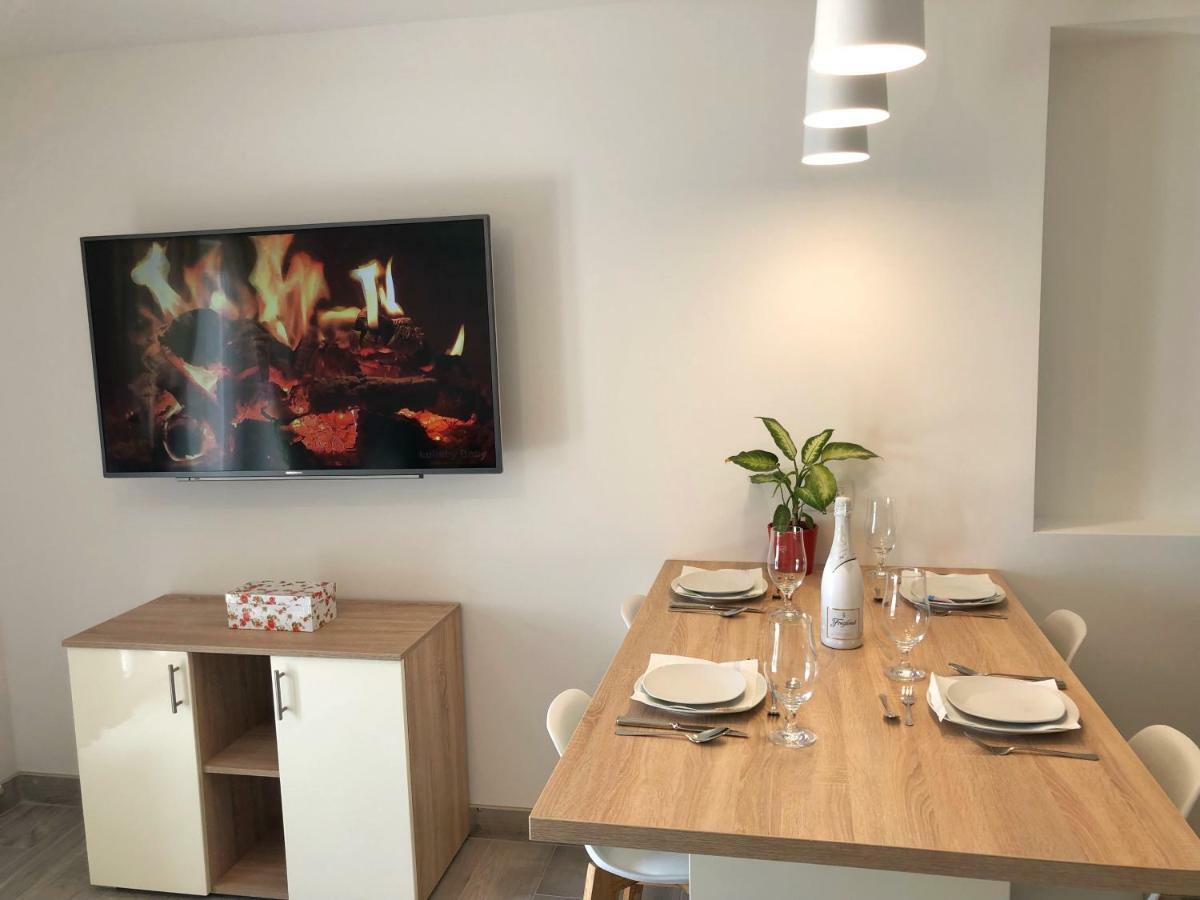 Apartments Galic ชิเบนิก ภายนอก รูปภาพ