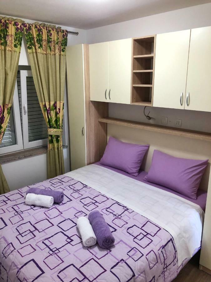 Apartments Galic ชิเบนิก ภายนอก รูปภาพ