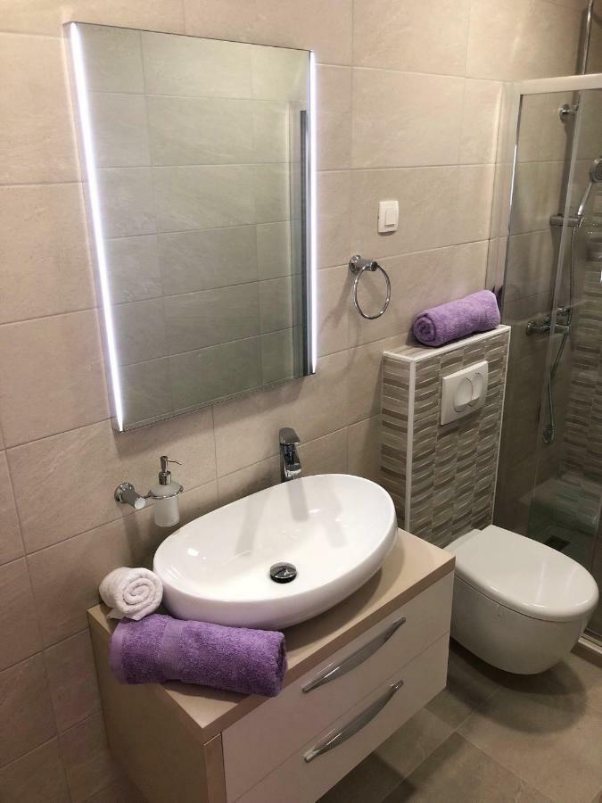 Apartments Galic ชิเบนิก ภายนอก รูปภาพ